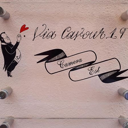 Via Cavour 19, Camere Del Conte Iglesias Exterior photo