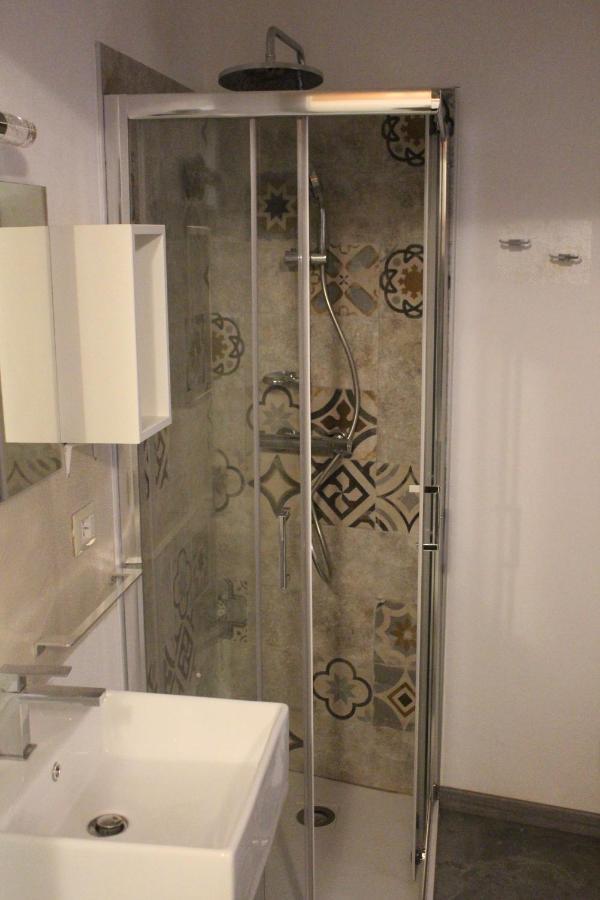 Via Cavour 19, Camere Del Conte Iglesias Exterior photo