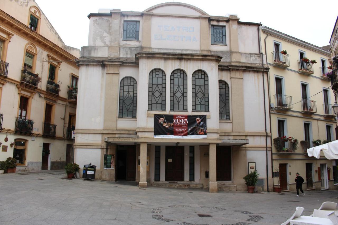 Via Cavour 19, Camere Del Conte Iglesias Exterior photo