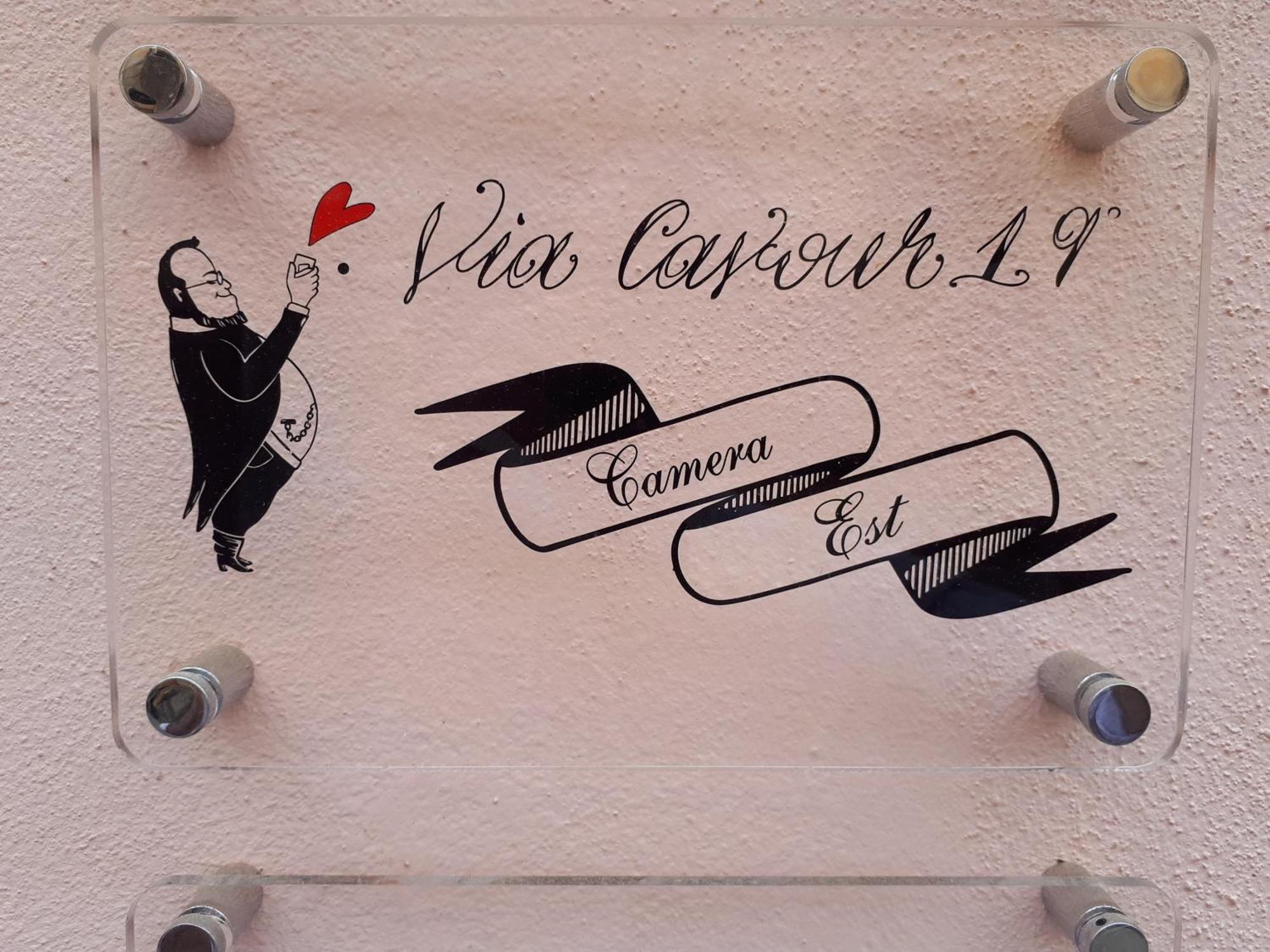 Via Cavour 19, Camere Del Conte Iglesias Exterior photo